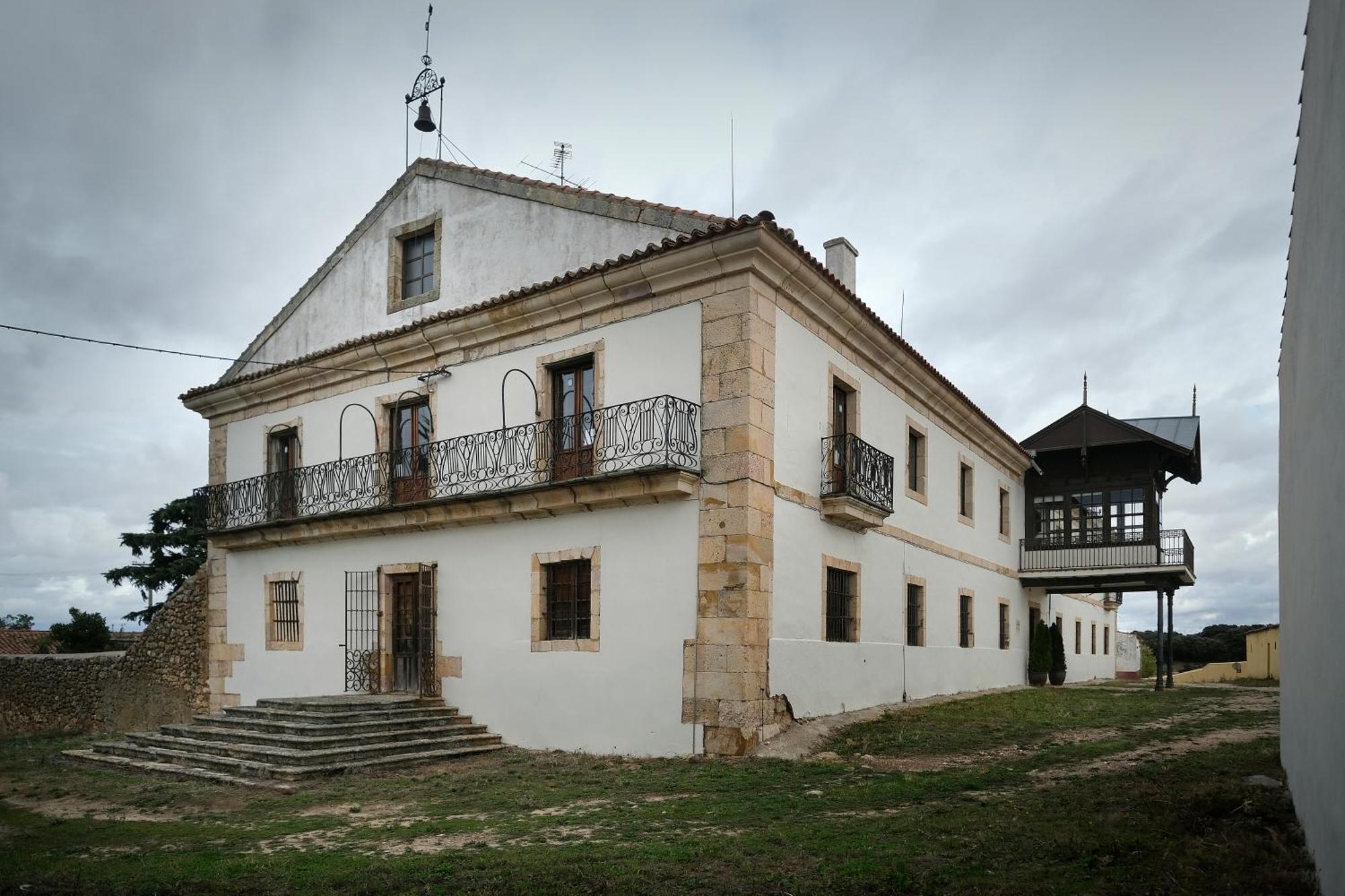 Casa Rural Palacio Conde De Aldana Con Piscina Entre Encinares Y Dehesas Terradillos Buitenkant foto
