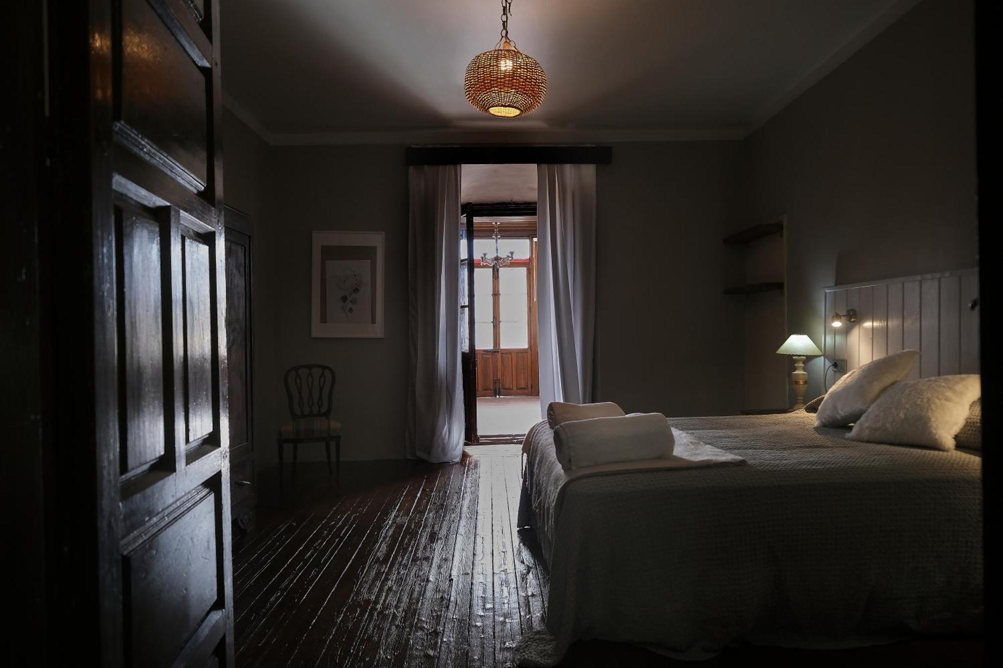 Casa Rural Palacio Conde De Aldana Con Piscina Entre Encinares Y Dehesas Terradillos Buitenkant foto