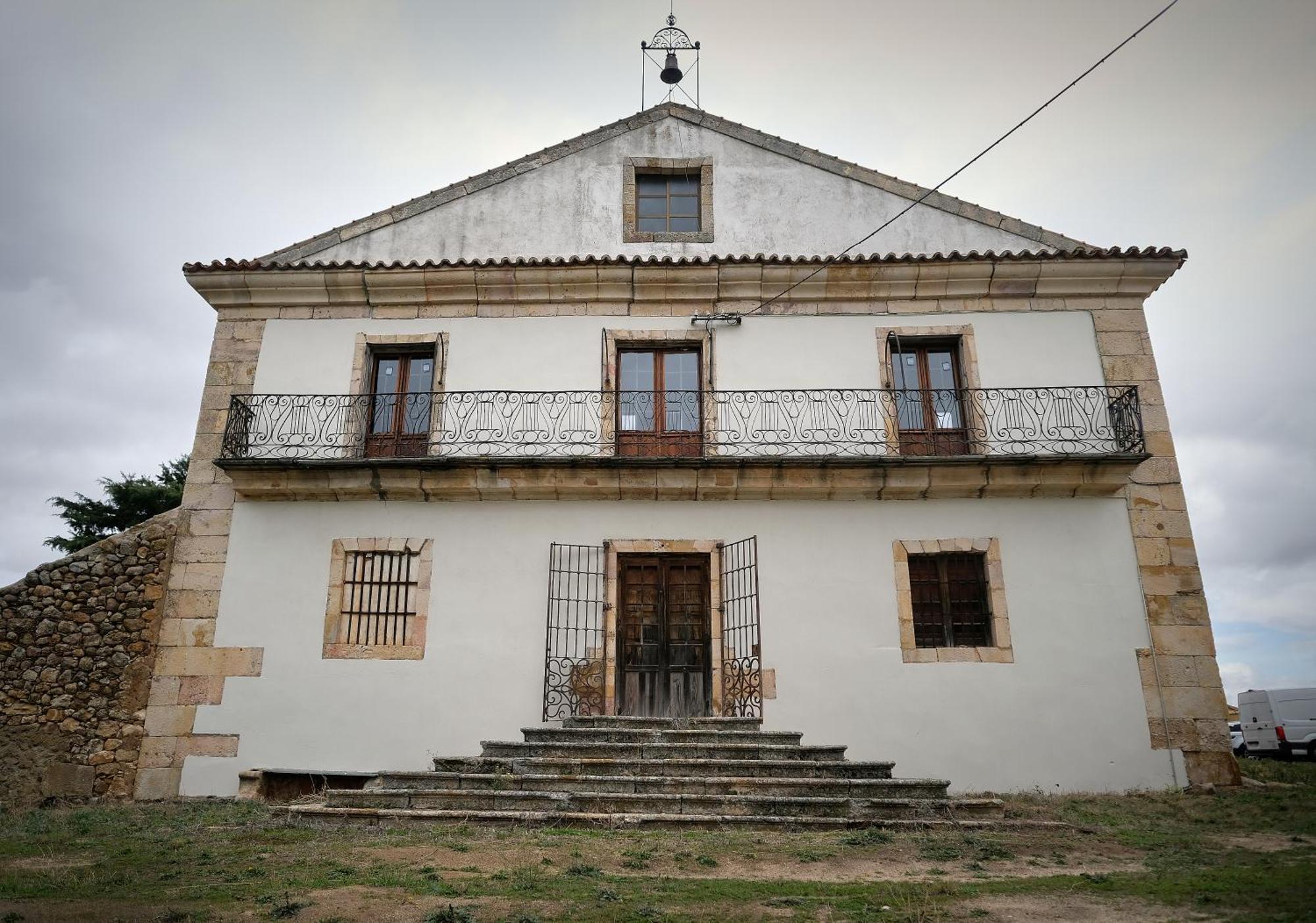Casa Rural Palacio Conde De Aldana Con Piscina Entre Encinares Y Dehesas Terradillos Buitenkant foto