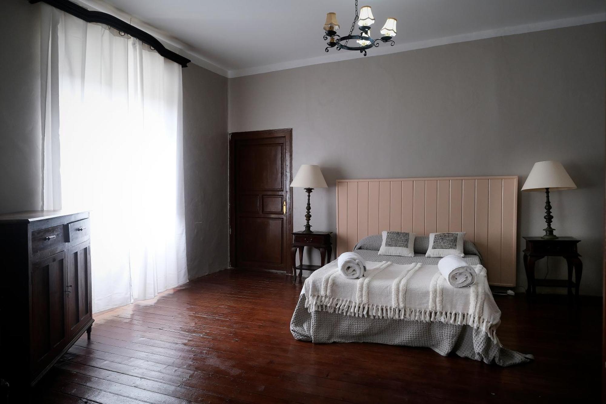 Casa Rural Palacio Conde De Aldana Con Piscina Entre Encinares Y Dehesas Terradillos Buitenkant foto